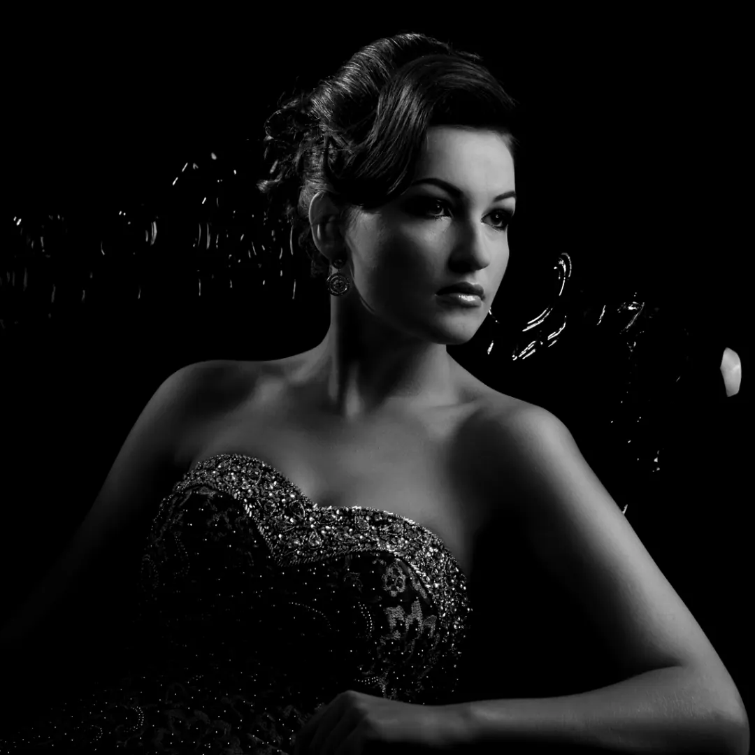 Glamour Photography by Exclusive Photography